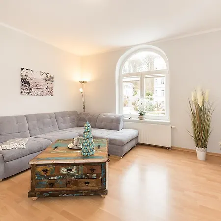 Ferienwohnung Haus Am Meer * Sellin (Rugen)
