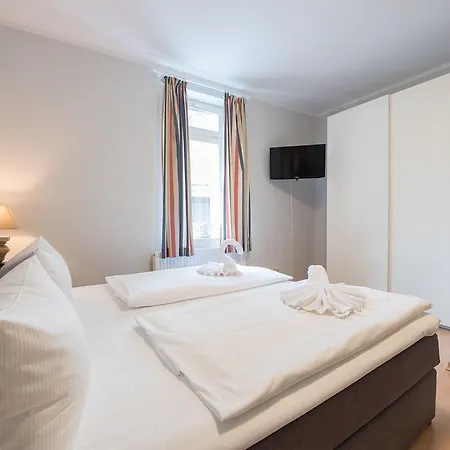 Ferienwohnung Haus Am Meer * Sellin (Rugen)